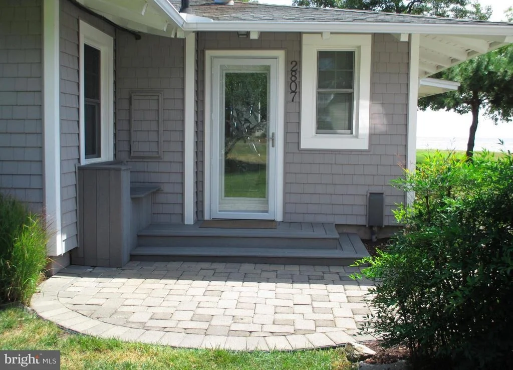 Photo of 2807 BEACH DRIVE
