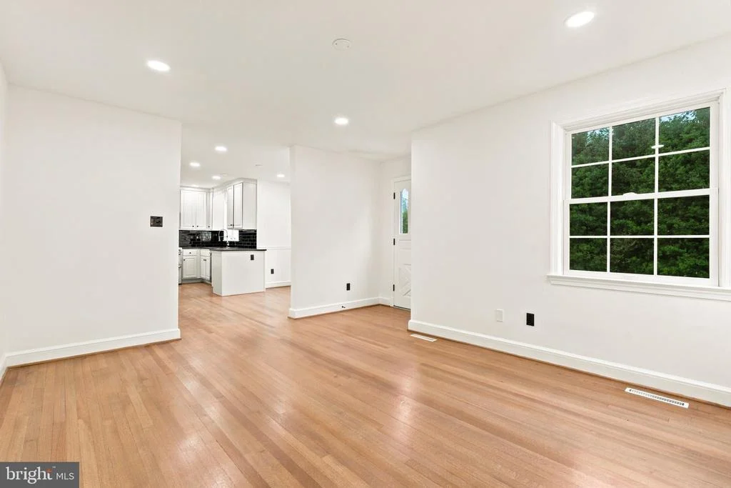 Photo of 4630 MUNCASTER MILL ROAD