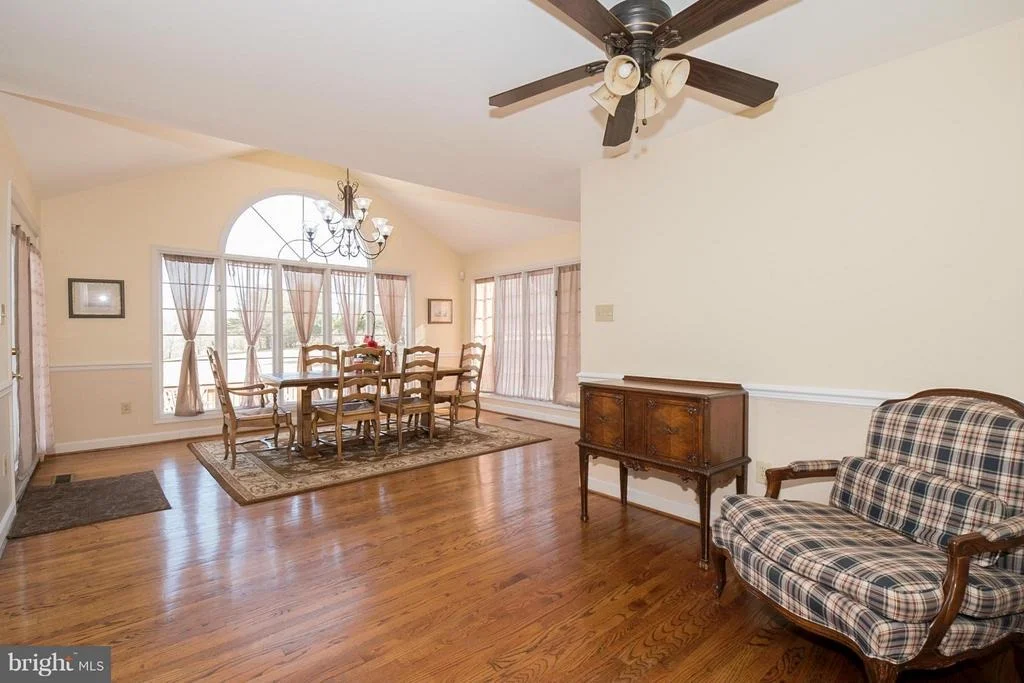 Photo of 9417 THORNEDIKE DRIVE
