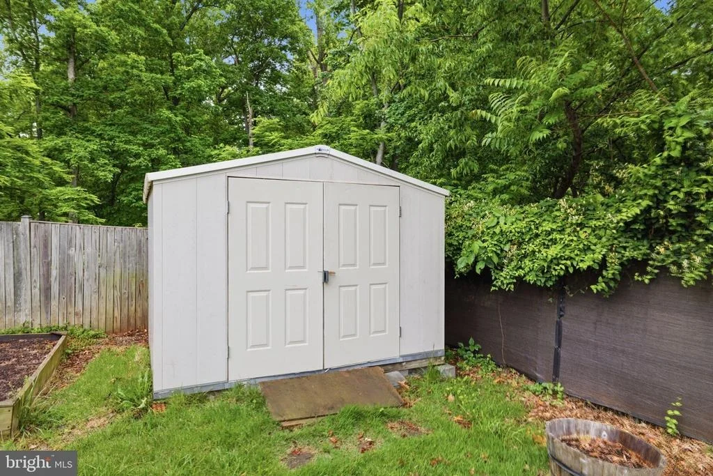 Photo of 7338 STUART CIRCLE