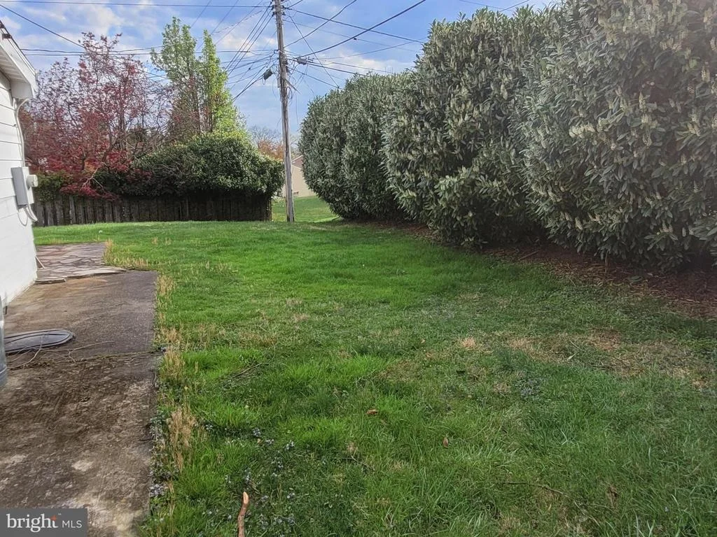 Photo of 6805 PIMLICO DRIVE