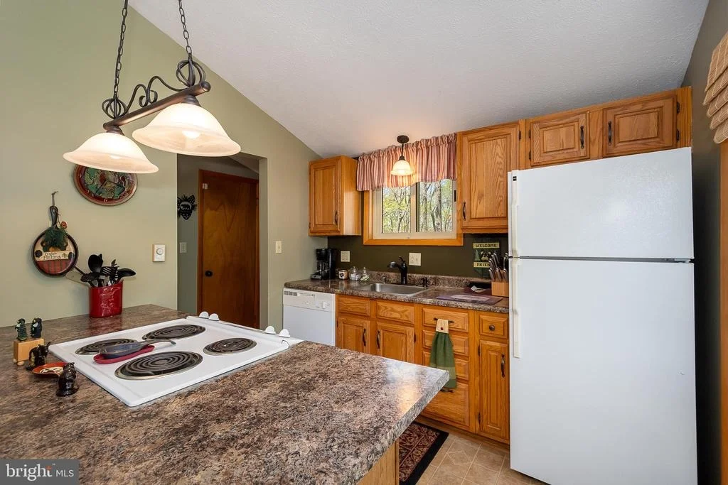 Photo of 365 RIDGE ROAD