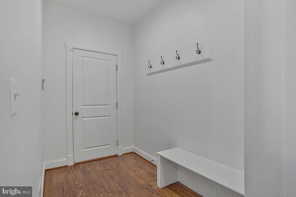 Photo of 1326 HARBOR ROAD