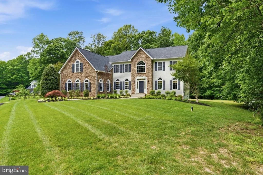 Photo of 3820 LEAFCREST COURT