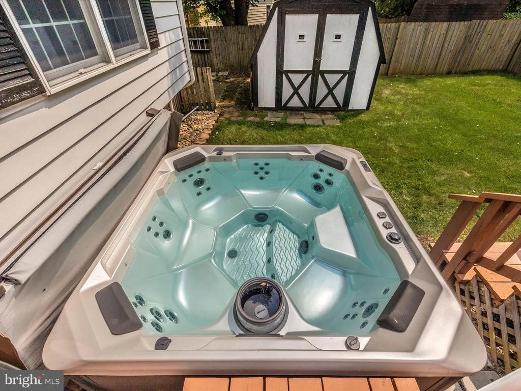 Photo of 11320 RAMBLING ROAD