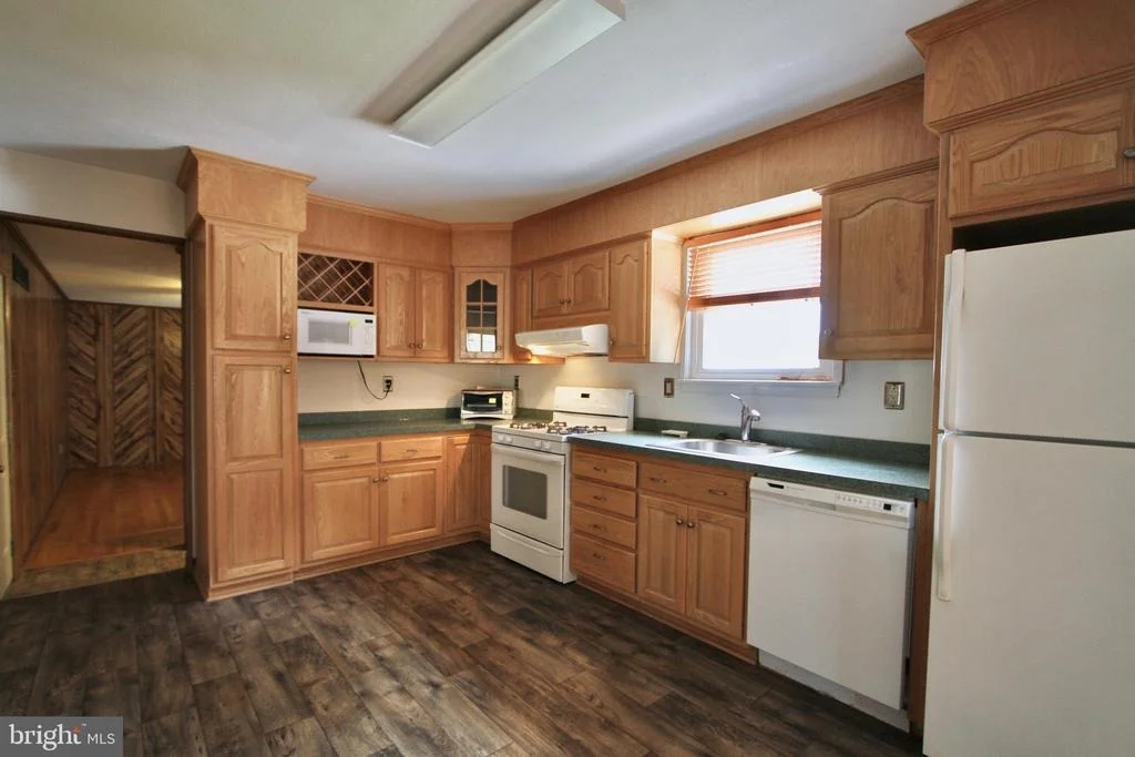 Photo of 789 MILLER DRIVE