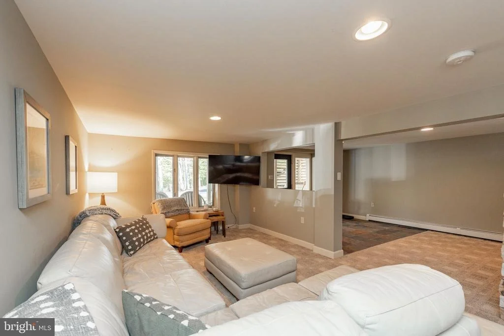 Photo of 106 LODGE CIRCLE