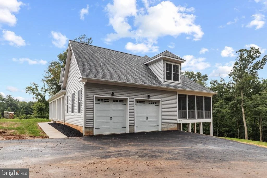 Photo of 2624 BACHMAN ROAD