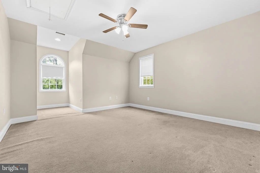 Photo of 117 BEVERLY LANE