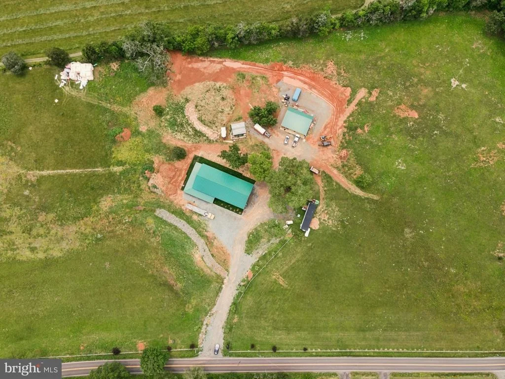Photo of 7285 OPAL ROAD