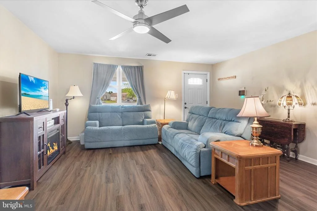 Photo of 1258 GUILDFORD ROAD