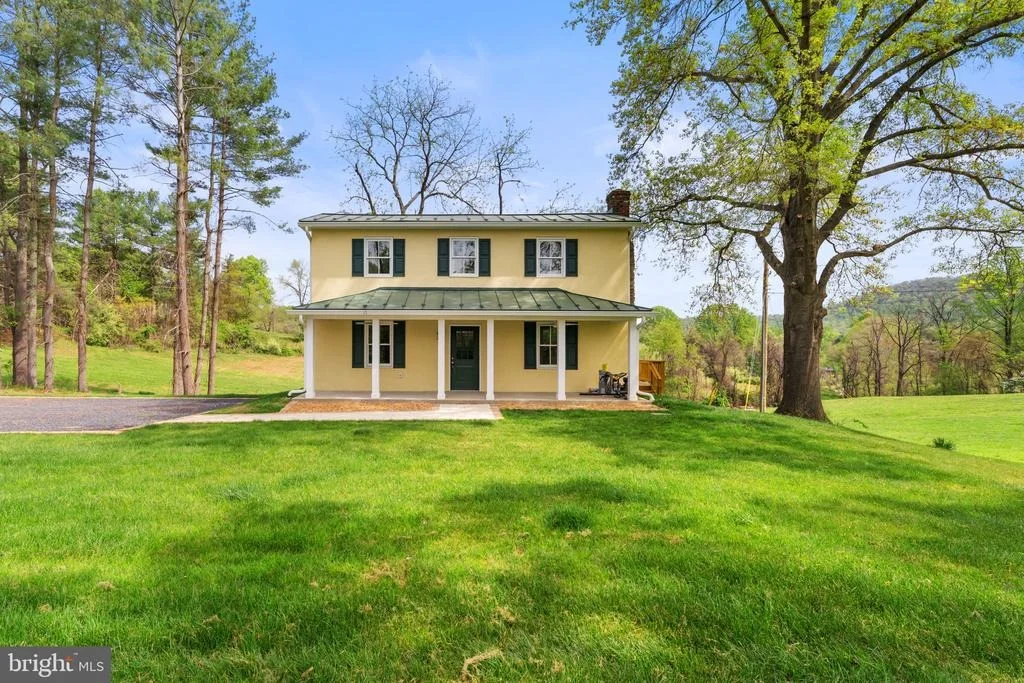 Photo of 11066 MORELAND ROAD