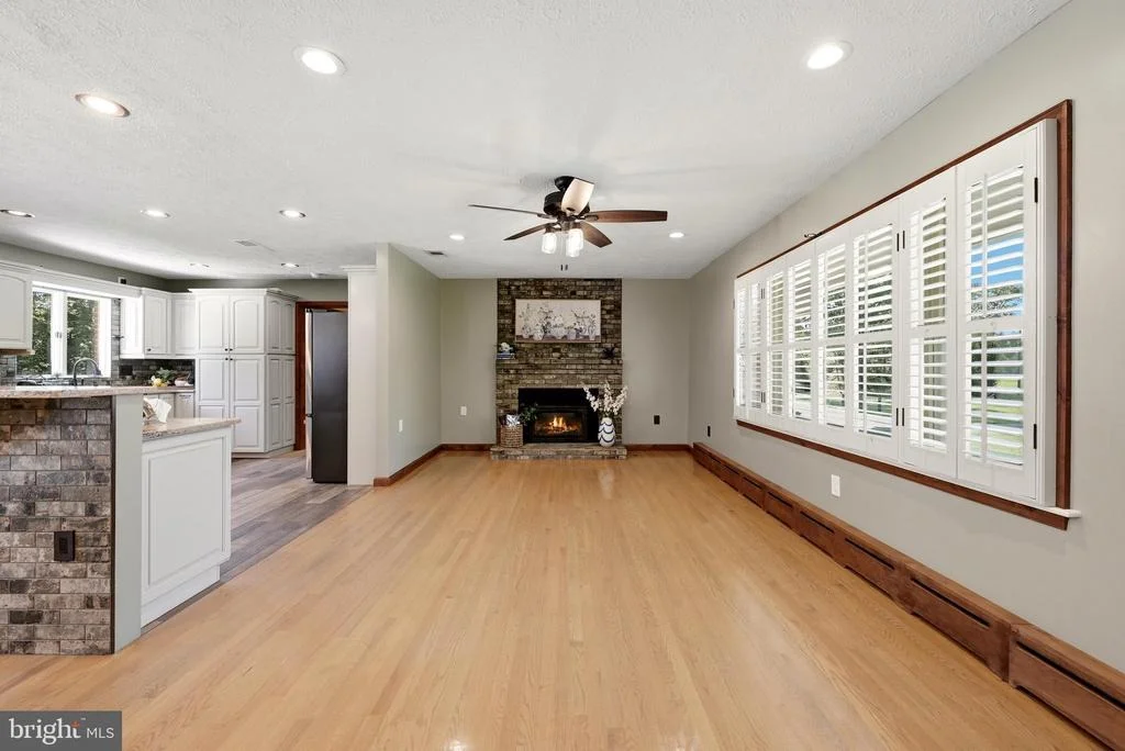 Photo of 210 JACKSON DRIVE