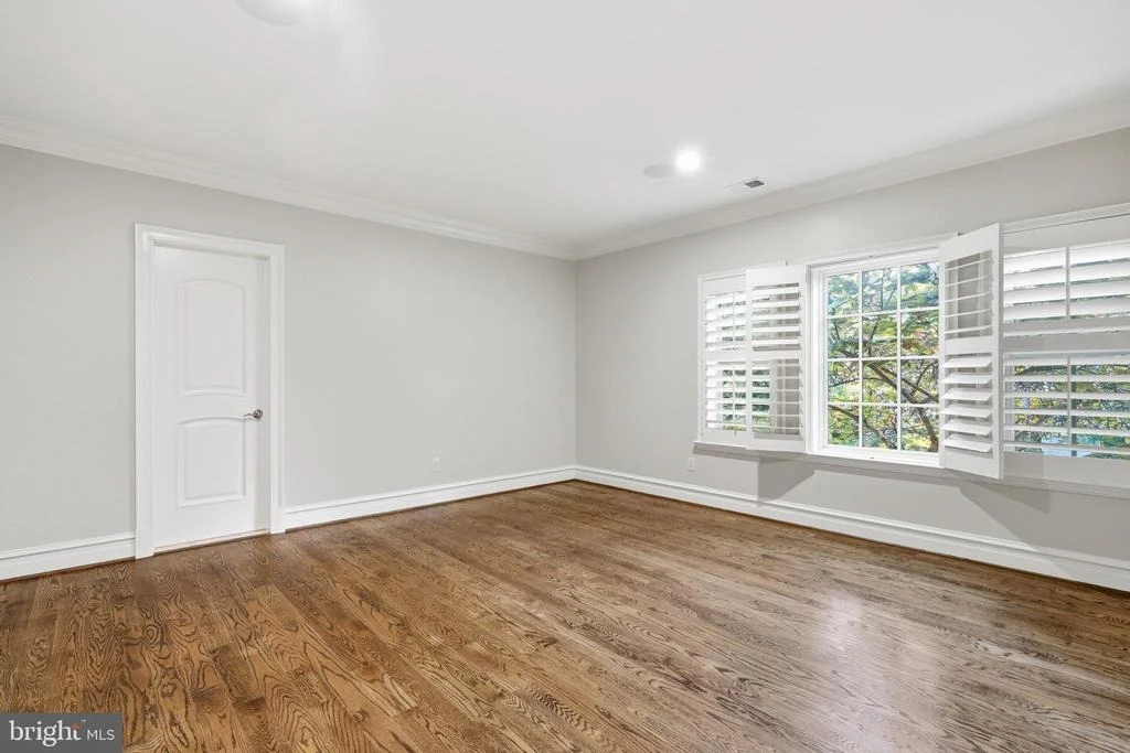 Photo of 1239 DALEVIEW DRIVE