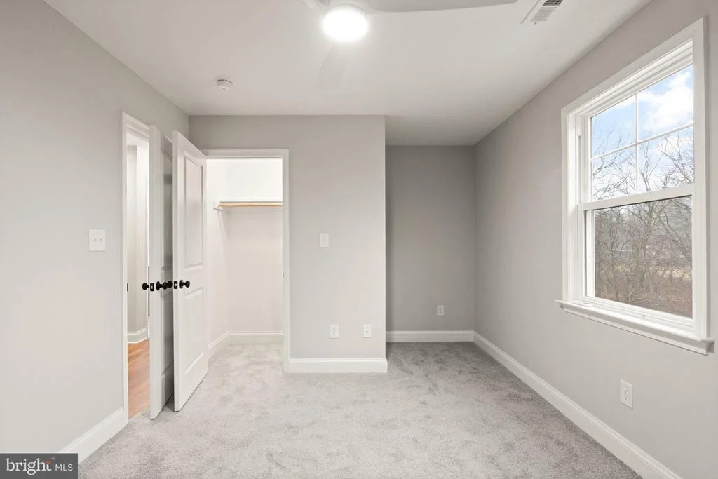 Photo of 4823 STONEFIELD LANE