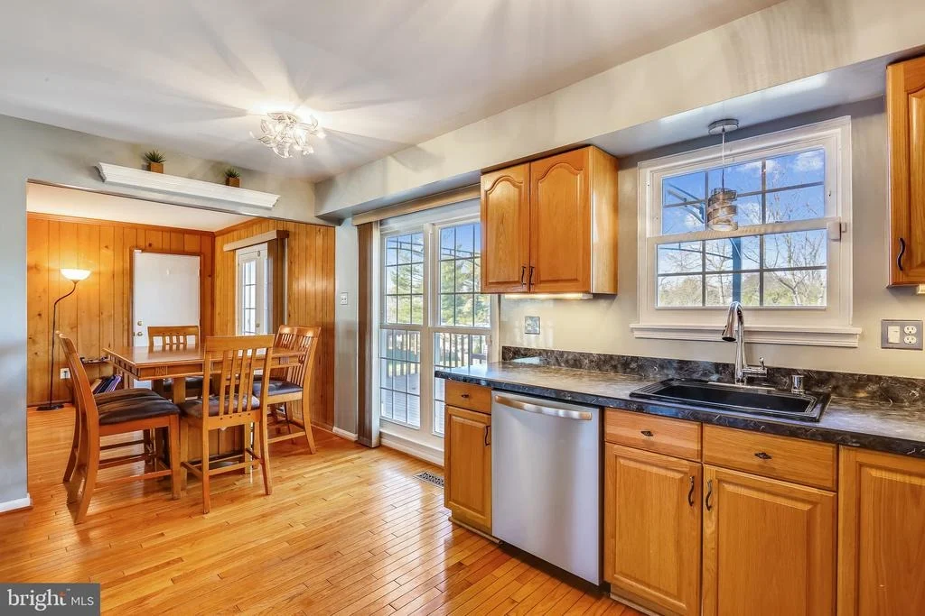 Photo of 915 POINTER RIDGE DRIVE