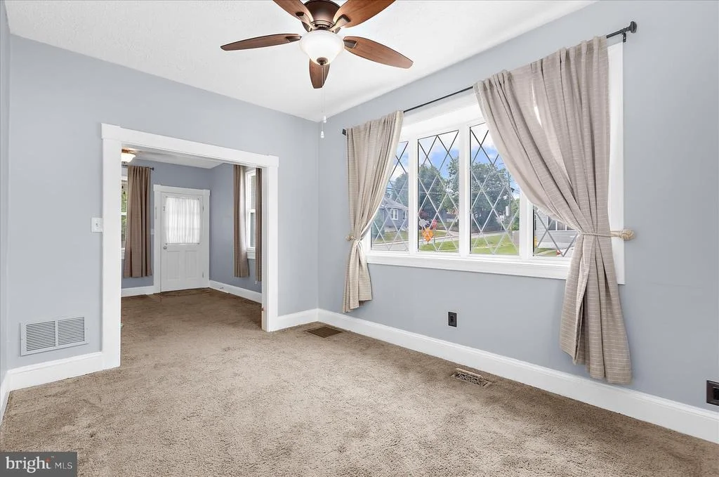 Photo of 40 HAMPTON ROAD