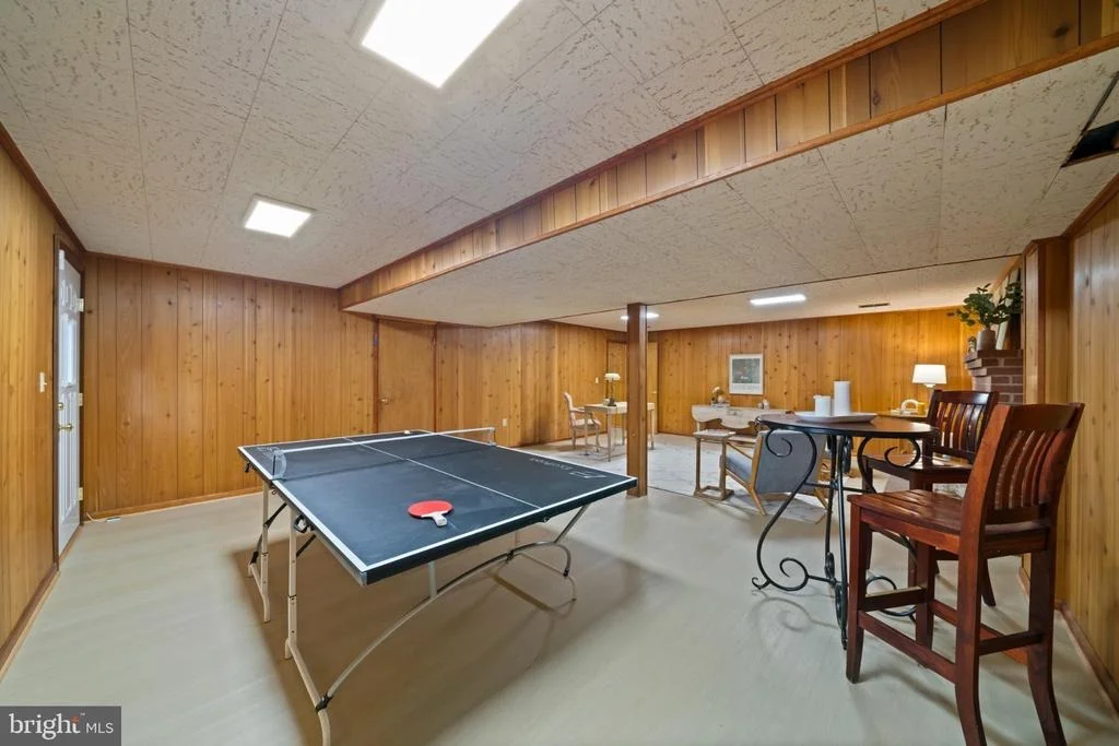 Photo of 11809 COLLINS DRIVE