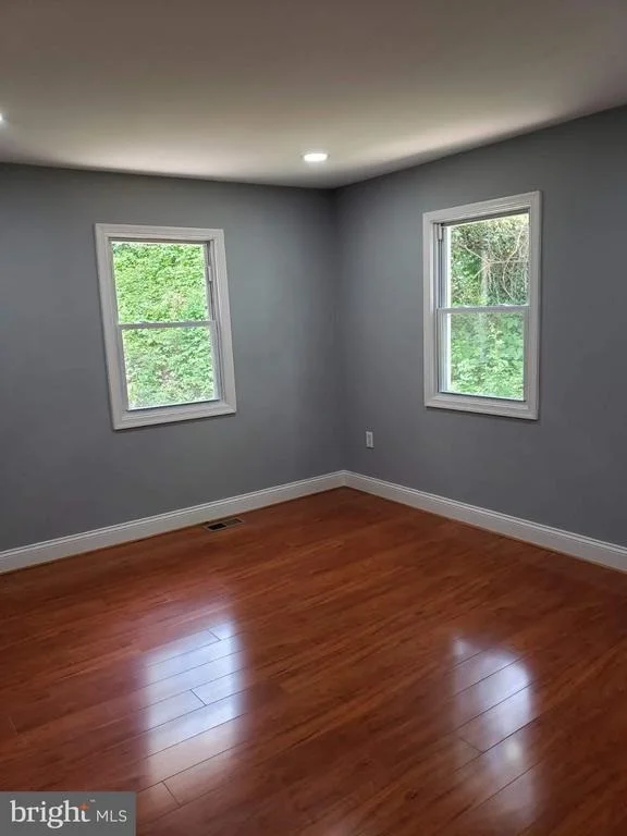 Photo of 6801 TEMPLE HILL ROAD