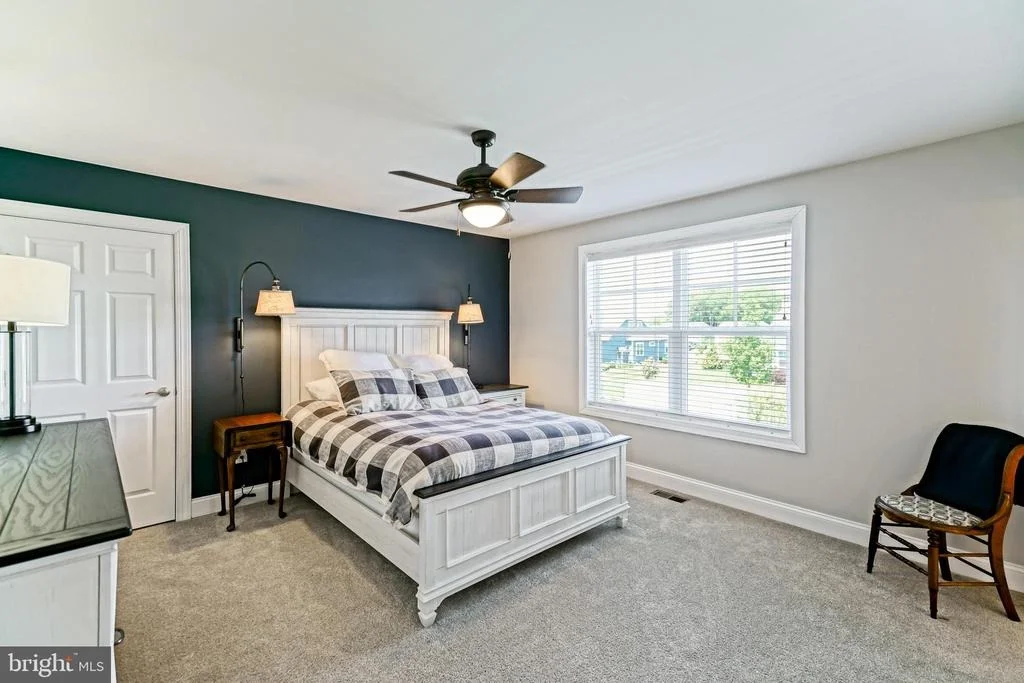 Photo of 35142 BATTLEMIXER DRIVE