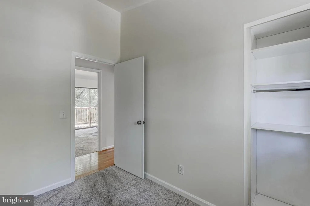 Photo of 9467 MACOMBER LANE
