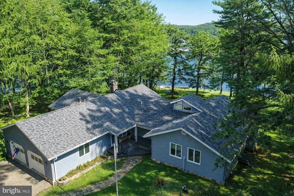 Photo of 701 SHORELINE DRIVE
