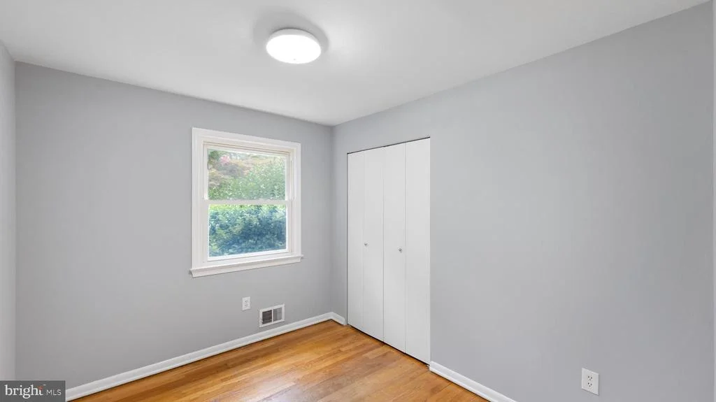 Photo of 7 DEBORAH COURT