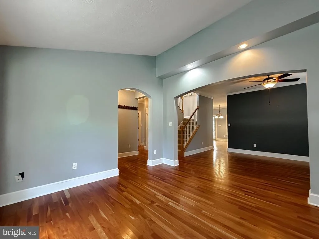 Photo of 40777 CENTER 40 CIRCLE