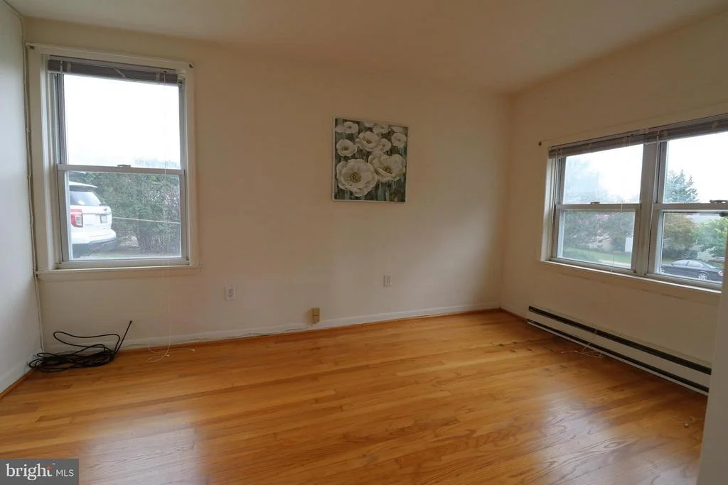 Photo of 5 KING AVENUE