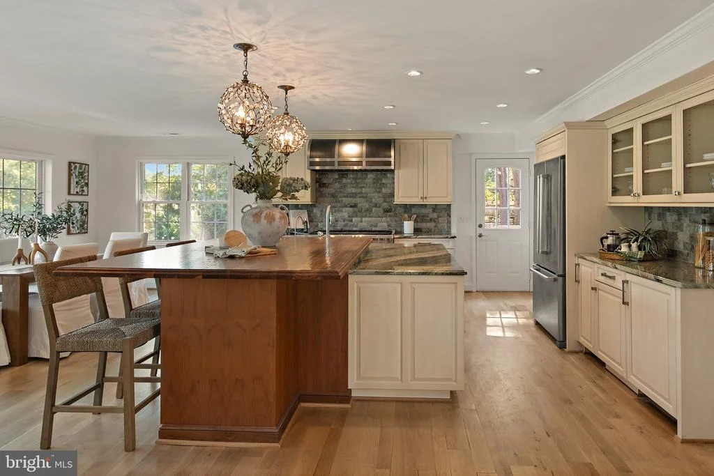 Photo of 971 PHILLIPS DRIVE