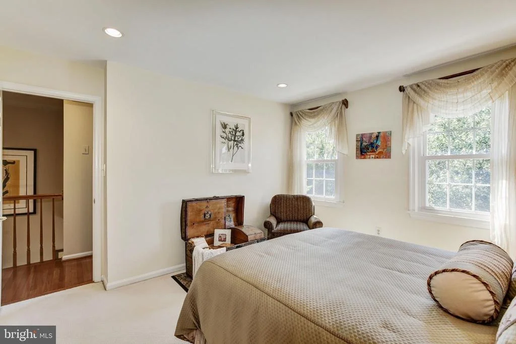Photo of 13801 TOWN LINE ROAD