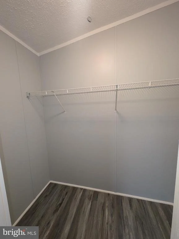 Photo of 227 POCLAIN RD