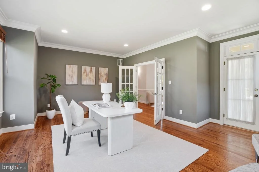 Photo of 2808 JOHN MARSHALL DRIVE