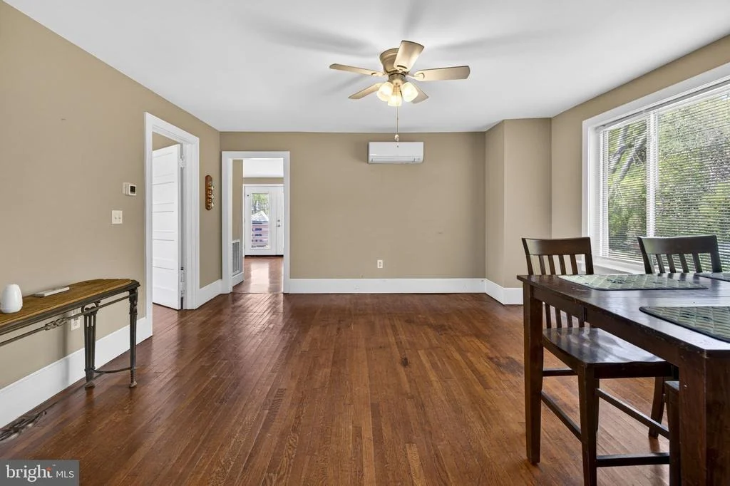 Photo of 4809 COLES POINT ROAD