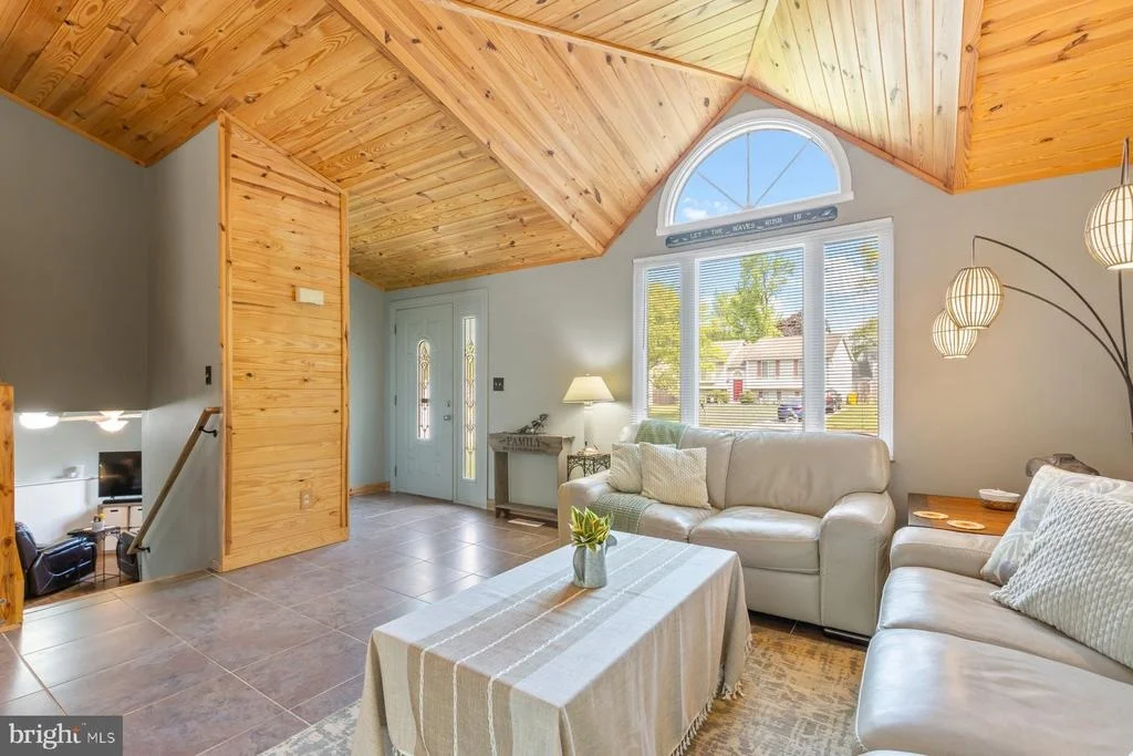 Photo of 1437 FAIRBANKS DRIVE