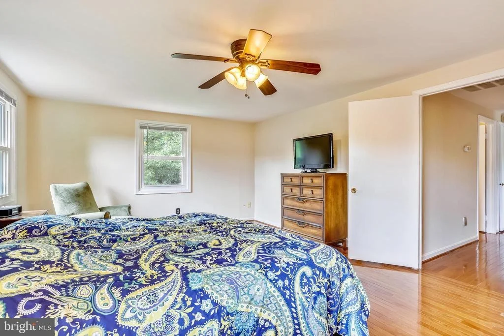 Photo of 14020 RIPPLING BROOK DRIVE