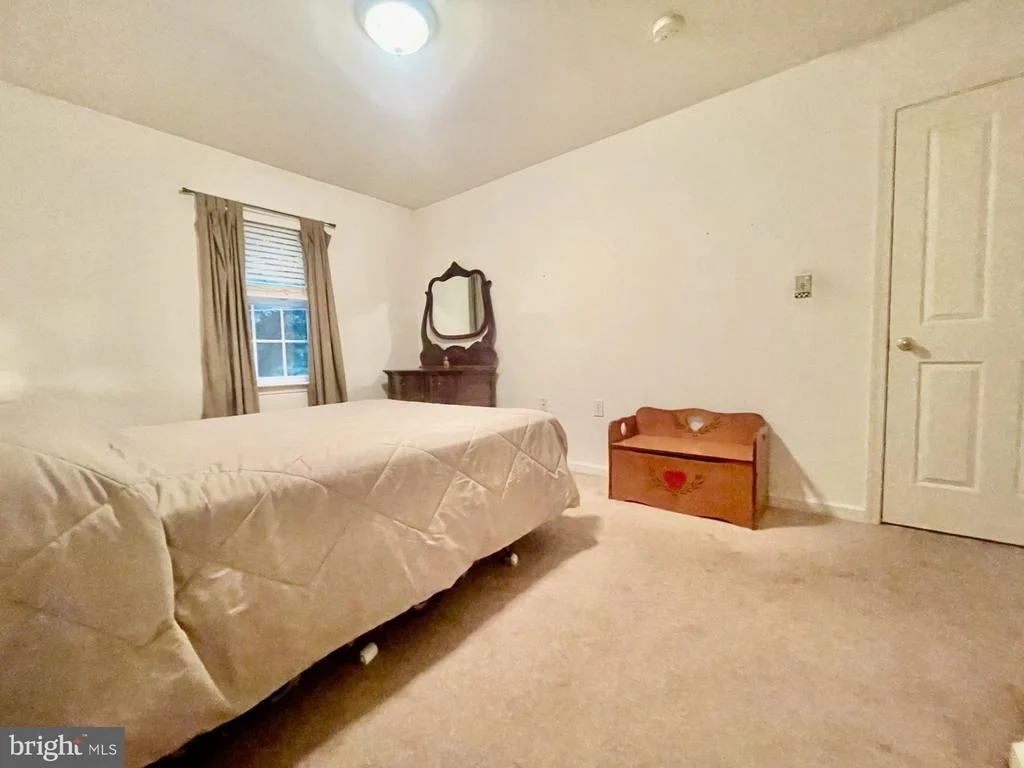 Photo of 33 HIGHVIEW DRIVE