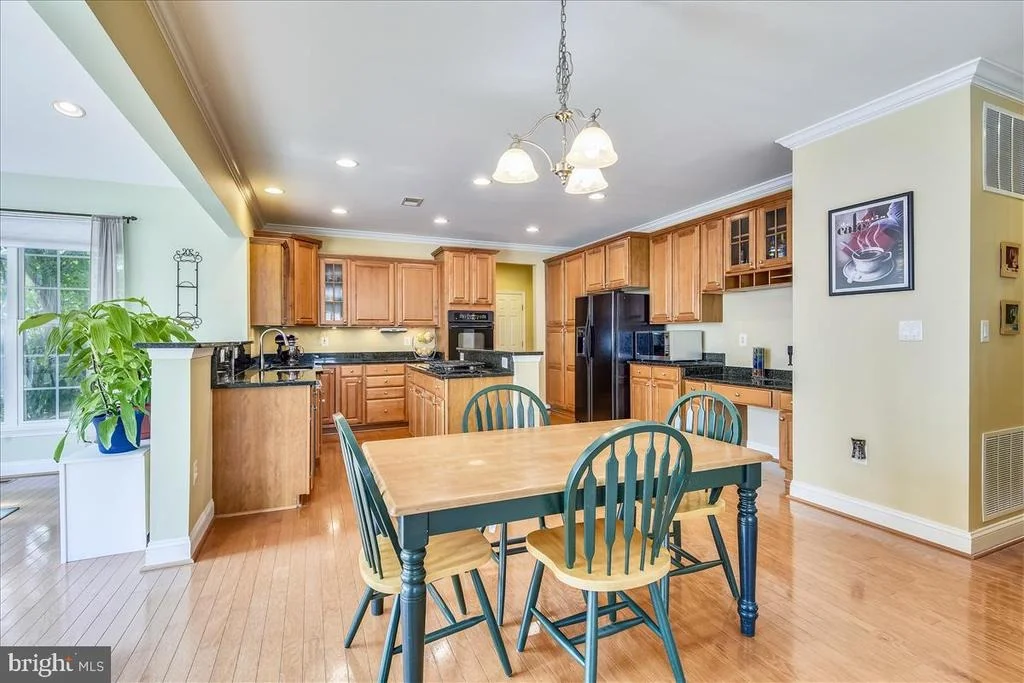 Photo of 25861 SPRING FARM CIRCLE