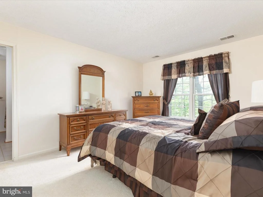 Photo of 228 SUNSET CIRCLE