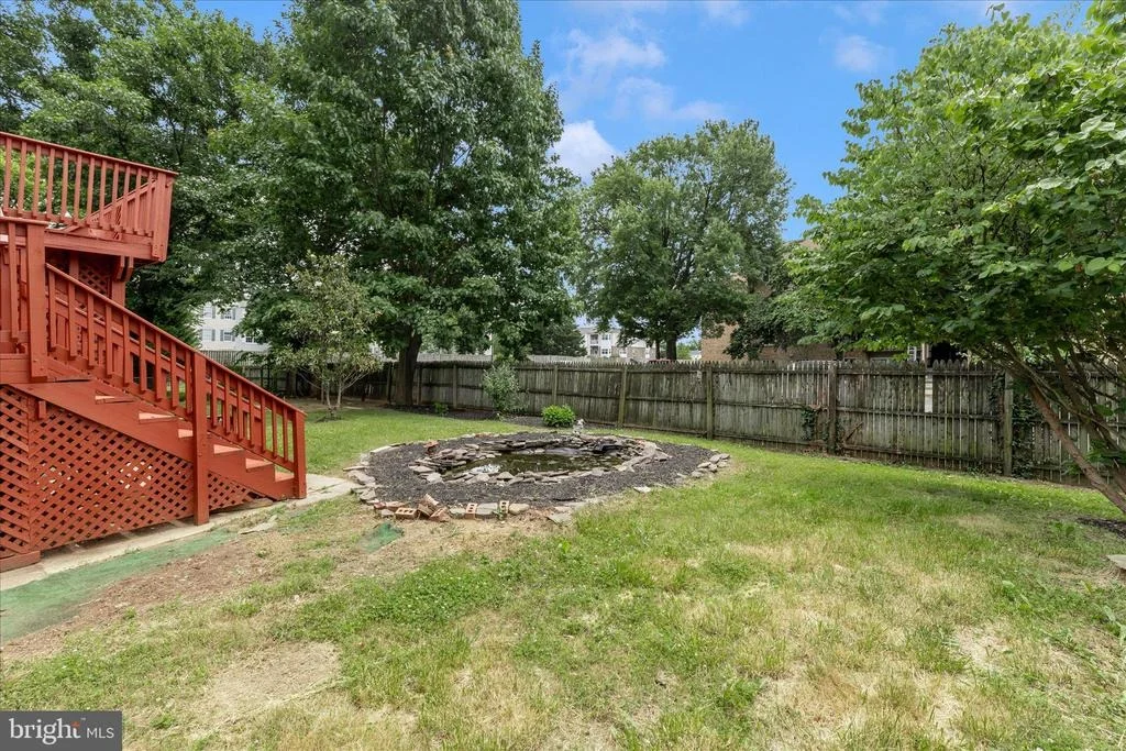 Photo of 176 STONEYBROOK COURT