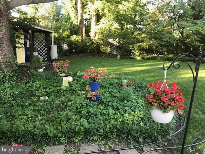 Photo of 306 W 12TH STREET