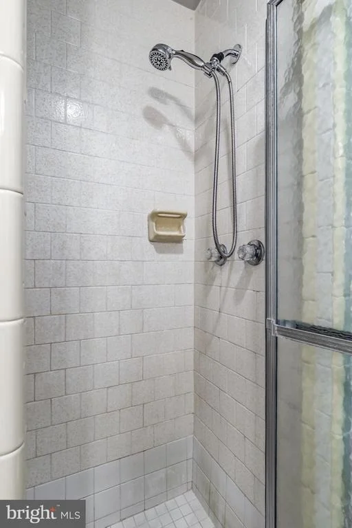 Photo of 7503 RIDGE ROAD