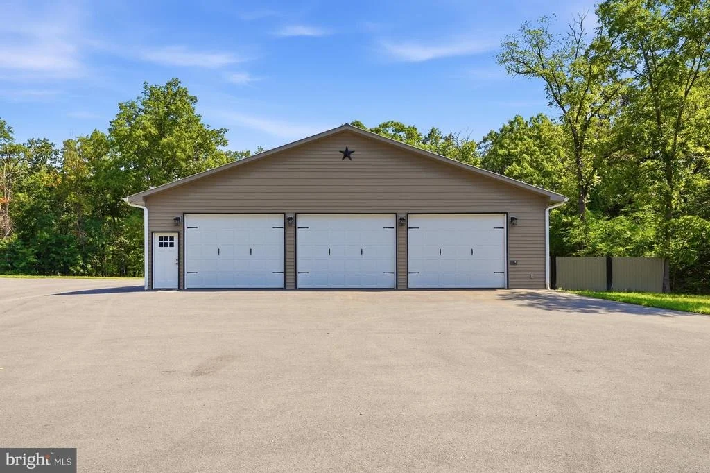 Photo of 210 JACKSON DRIVE