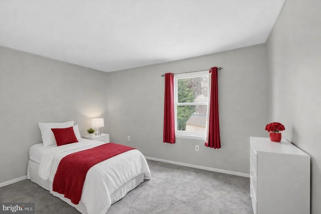 Photo of 4901 IVERSON PLACE