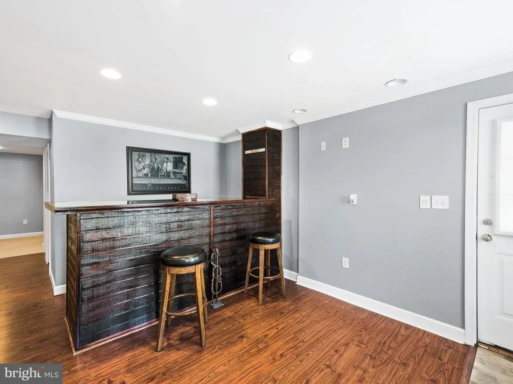 Photo of 6122 CLEMENTS LANE