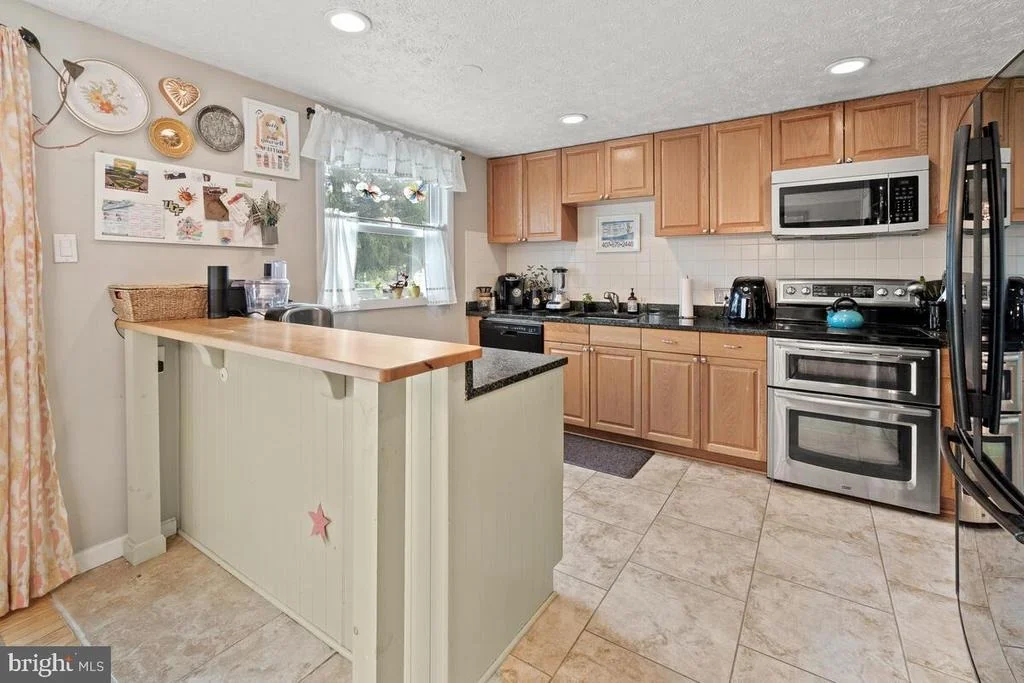 Photo of 4403 FELDSPAR ROAD