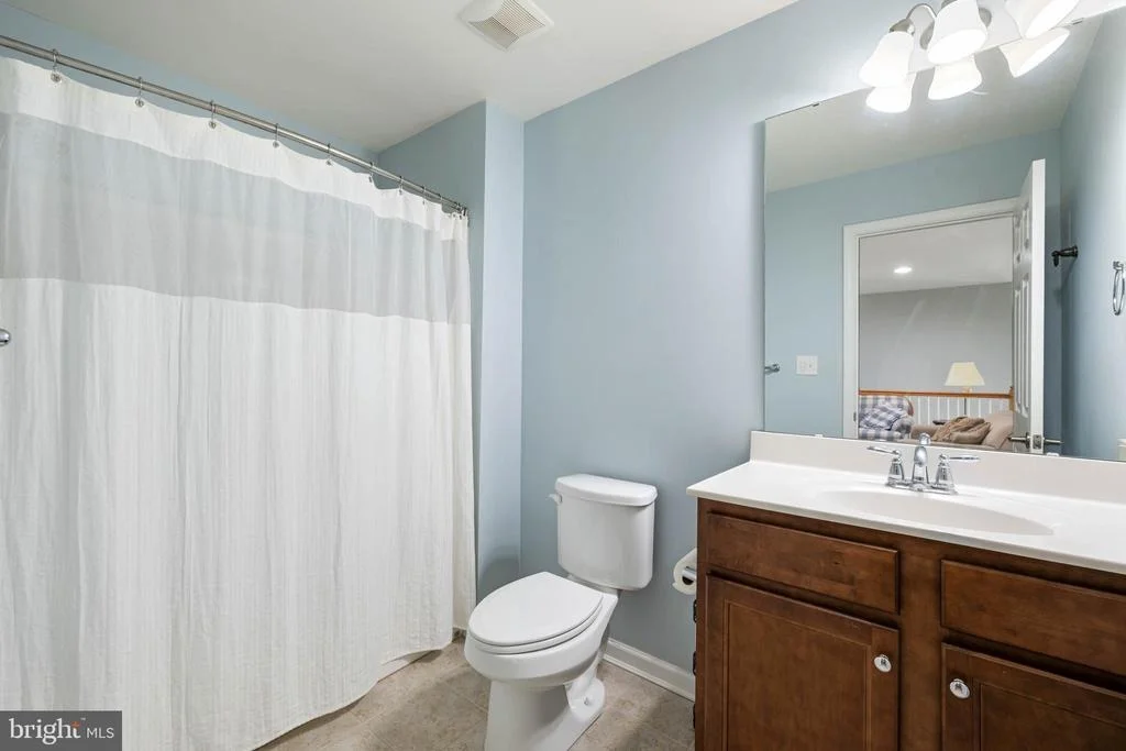 Photo of 147 W SHORE DRIVE