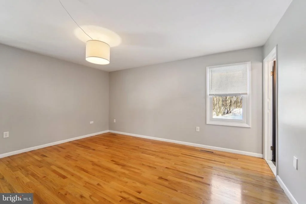 Photo of 3942 SUGARLOAF DRIVE
