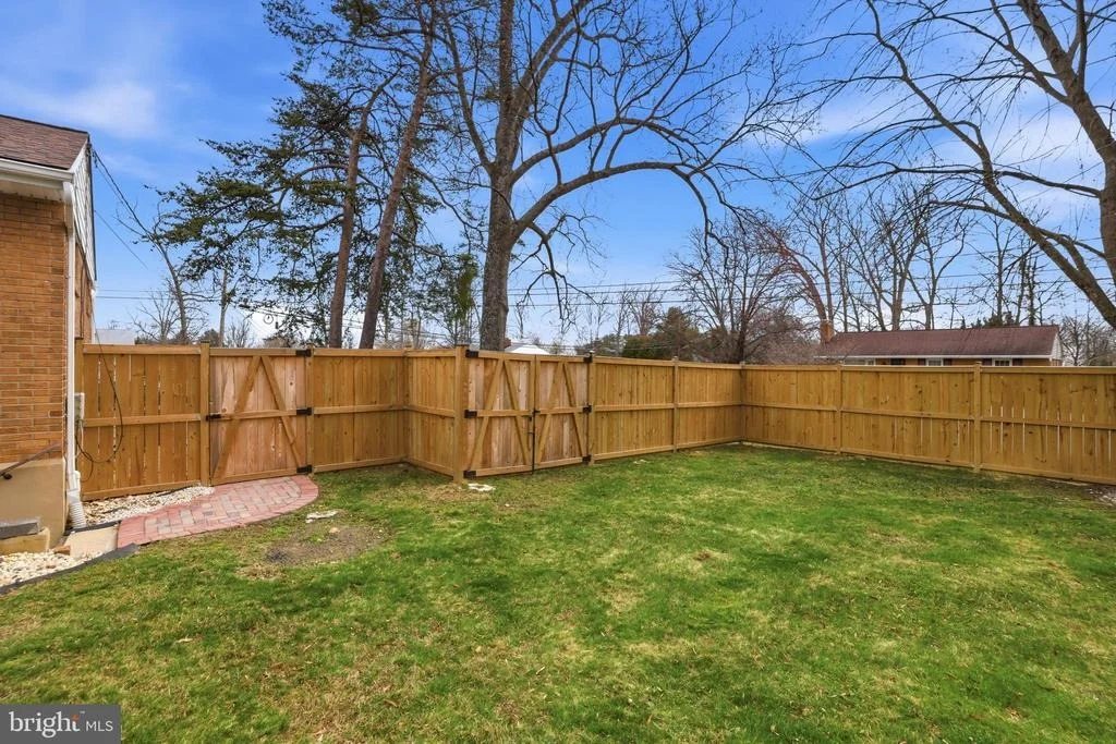 Photo of 16100 MALCOLM DRIVE