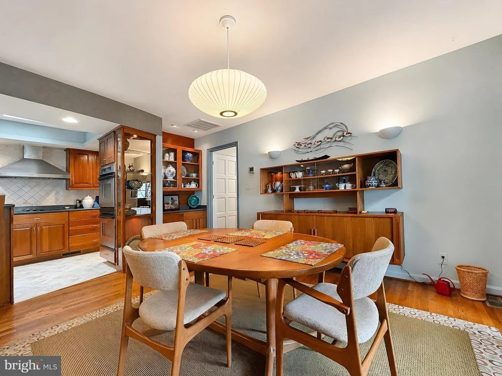 Photo of 2662 MARTHAS WAY